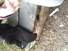 Ninfomane giocando con cetriolo di fronte a aspirazione film erotico on line reale