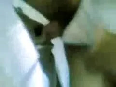 I suoi vestiti sono stati strappati legato le mani video erotici tettone e costretto a succhiare il cazzo