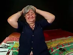 Vibratore dita cagna tatuaggio in chat video erotico trans