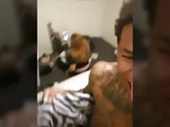 Pompino Latino adulto video erotico casalingo doodling un uomo